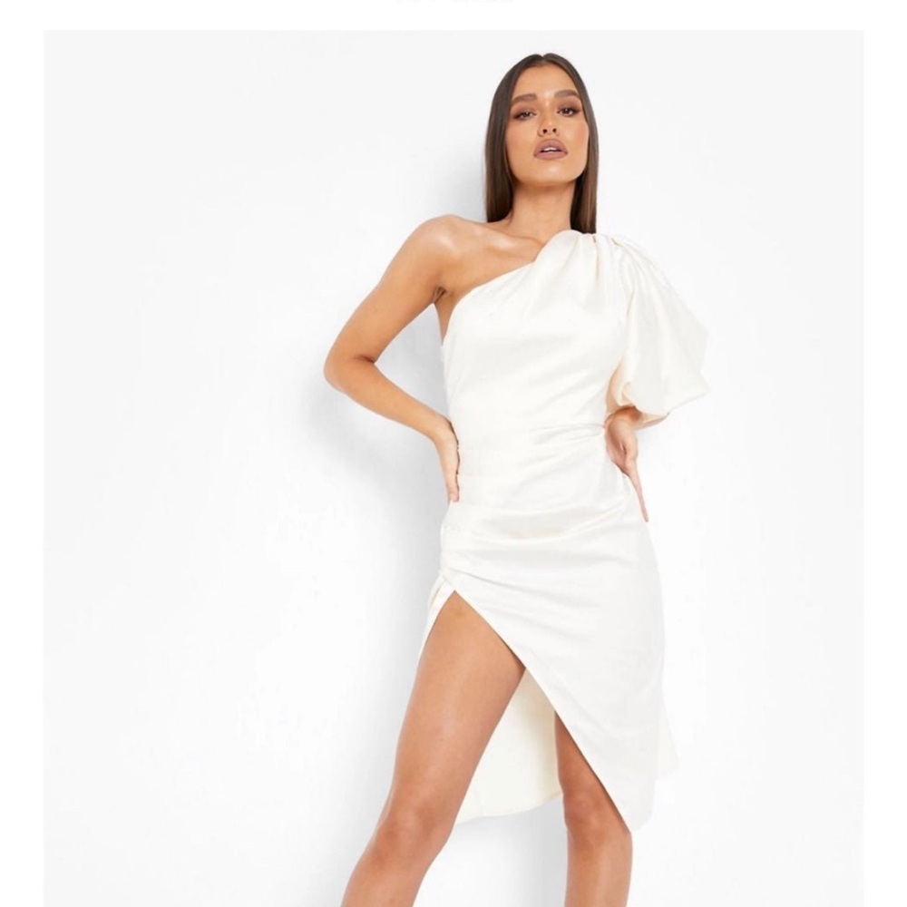 Boohoo dress